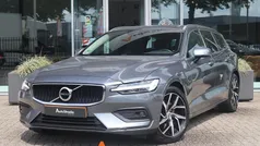Grijs Gebruikt 2020 Volvo V60 Inscription Stationwagen | € 26.700 (Goede deal)