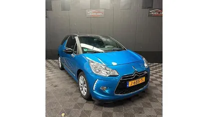Blauw Occasion 2011 Citroën DS3 Chic Hatchback | € 4.450 (Eerlijke prijs)