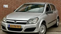 Gebruikt 2004 Opel Astra Essentia Hatchback | € 2.750 (Eerlijke prijs)