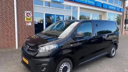Occasion 2019 Opel Vivaro Innovation MPV | € 16.900 (Eerlijke prijs)