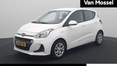 Wit Gebruikt 2020 Hyundai i10 Comfort Hatchback | € 11.740 (Eerlijke prijs)