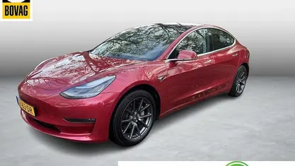 Rood Gebruikt 2019 Tesla Model 3 Long Range AWD Sedan | € 18.200 (Eerlijke prijs)