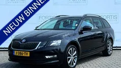 Zwart Gebruikt 2017 Skoda Octavia Business Line Stationwagen | € 14.900 (Eerlijke prijs)