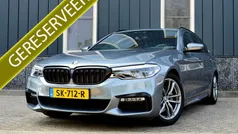 Grijs, metallic lak Gebruikt 2018 BMW 520 M Sport Stationwagen | € 27.950 (Eerlijke prijs)
