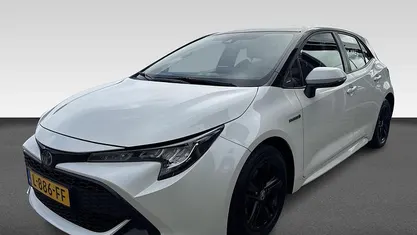 Gebruikt 2021 Toyota Corolla Business Edition Hatchback | € 19.430 (Eerlijke prijs)