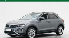Gebruikt 2025 VW T-Roc Business SUV | € 37.450 (Eerlijke prijs)