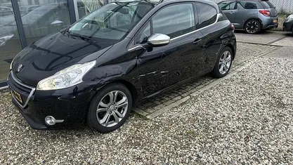 Occasion Peugeot 208 Active 82 PK (60 kW) 2013 Hatchback