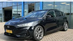 Gebruikt 2023 Ford Focus ST-Line Hatchback | € 21.650 (Eerlijke prijs)