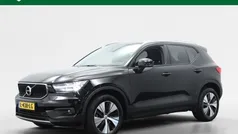 Zwart Gebruikt 2021 Volvo XC40 Business Edition SUV | € 34.845 (Eerlijke prijs)