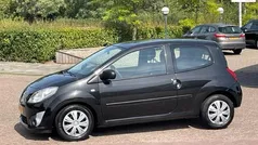 Zwart Gebruikt 2011 Renault Twingo Authentique Hatchback | € 3.450 (Eerlijke prijs)