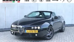 Zwart, metallic lak Gebruikt 2010 Alfa Romeo Spider Exclusive Cabriolet | € 24.900 (Eerlijke prijs)