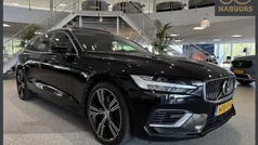Zwart Gebruikt 2021 Volvo V60 Inscription Stationwagen | € 31.450 (Super prijs)