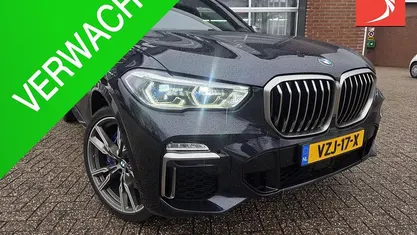 Zwart Occasion 2023 BMW X5 Executive SUV | € 55.611 (Super prijs)