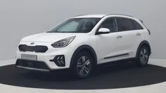 Wit, metallic lak Gebruikt 2019 Kia Niro SUV | € 21.700 (Eerlijke prijs)