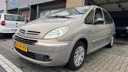 Gebruikt 2005 Citroën Xsara Picasso Attraction MPV | € 1.195 (Eerlijke prijs)
