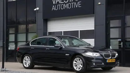 Zwart Gebruikt 2015 BMW 520 Executive Sedan | € 15.750 (Eerlijke prijs)