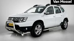 Wit Gebruikt 2015 Dacia Duster Prestige SUV | € 9.640 (Eerlijke prijs)