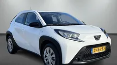 Gebruikt 2024 Toyota Aygo Edition Hatchback | € 17.601 (Eerlijke prijs)