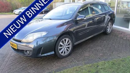 Occasion Renault Laguna III Expression 141 PK (103 kW) 2010 Grijs (metallic) Stationwagen