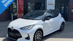 Wit Gebruikt 2021 Toyota Yaris Hybrid Executive Hatchback | € 22.999 (Eerlijke prijs)