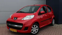 Rood Gebruikt 2009 Peugeot 107 Hatchback | € 2.950 (Eerlijke prijs)