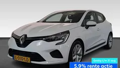 Gebruikt 2021 Renault Clio V Zen Hatchback | € 12.940 (Eerlijke prijs)