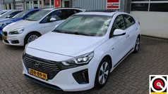 Gebruikt 2018 Hyundai Ioniq Premium Sedan | € 16.900 (Eerlijke prijs)