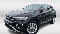 Wit Gebruikt 2022 VW T-Roc Style SUV | € 29.750 (Eerlijke prijs)