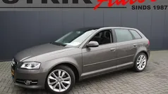 Grijs (metallic) Gebruikt 2012 Audi A3 Sportback Ambition Hatchback | € 7.495 (Eerlijke prijs)