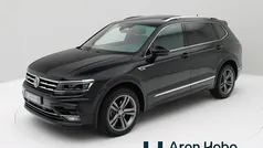 Zwart Gebruikt 2021 VW Tiguan Allspace R-line SUV | € 33.950 (Eerlijke prijs)