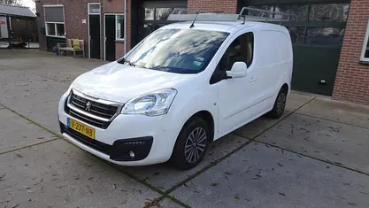 Occasion 2018 Peugeot Partner MPV | € 5.650 (Eerlijke prijs)