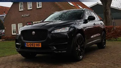Occasion Jaguar F-Pace S 251 PK (184 kW) 2019 Zwart SUV
