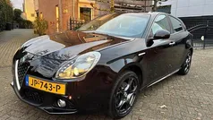 Gebruikt 2016 Alfa Romeo Giulietta Super Hatchback | € 9.499 (Eerlijke prijs)