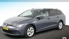 Gebruikt 2021 VW Golf VIII Life Stationwagen | € 18.749 (Eerlijke prijs)