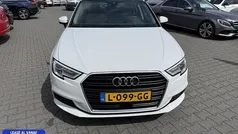 Wit Gebruikt 2017 Audi A3 Sportback g-tron Design Sedan | € 11.450 (Eerlijke prijs)