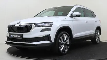 Wit Gebruikt 2024 Skoda Karoq Business Line SUV | € 33.925 (Goede deal)