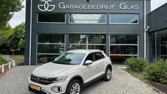 Grijs Gebruikt 2024 VW T-Roc Style SUV | € 34.950 (Eerlijke prijs)