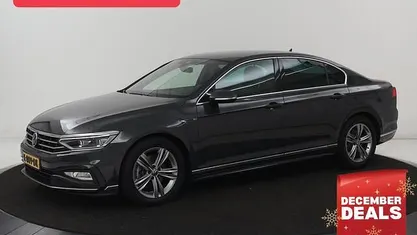 Gebruikt 2020 VW Passat R-line Sedan | € 20.900 (Eerlijke prijs)