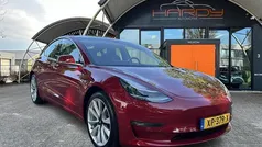 Rood Gebruikt 2019 Tesla Model 3 Long Range AWD Sedan | € 23.480 (Eerlijke prijs)