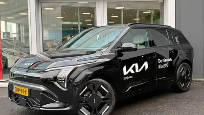 Zwart Occasion 2024 Kia EV3 GT SUV | € 43.900 (Eerlijke prijs)