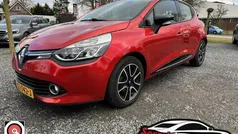 Rood Gebruikt 2015 Renault Clio IV Expression Hatchback | € 7.750 (Eerlijke prijs)