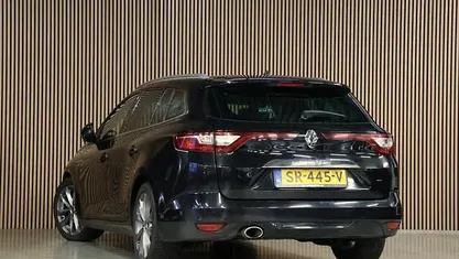 Gebruikt 2018 Renault Mégane GrandTour Bose Edition Stationwagen | € 9.945 (Eerlijke prijs)