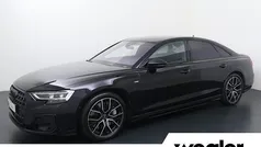 Zwart Gebruikt 2025 Audi A8 S-Line Sedan | € 81.940 (Eerlijke prijs)