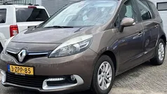 Bruin Gebruikt 2014 Renault Scénic III Expression MPV | € 4.350 (Goede deal)