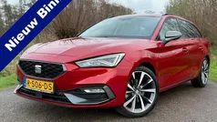 Rood Gebruikt 2022 Seat Leon FR Stationwagen | € 22.950 (Eerlijke prijs)