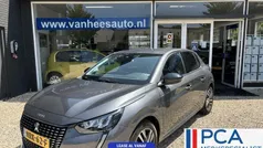 Grijs Gebruikt 2023 Peugeot 208 Allure Hatchback | € 20.445 (Eerlijke prijs)