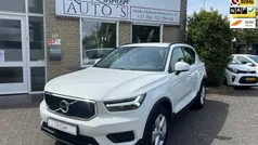 Wit Gebruikt 2021 Volvo XC40 Momentum SUV | € 24.950 (Super prijs)