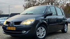 Gebruikt 2008 Renault Scénic II MPV | € 2.650 (Eerlijke prijs)