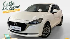 Wit Gebruikt 2022 Mazda 2 Luxury Hatchback | € 15.950 (Eerlijke prijs)