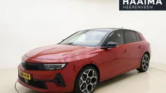 Gebruikt 2024 Opel Astra Ultimate Hatchback | € 35.445 (Eerlijke prijs)